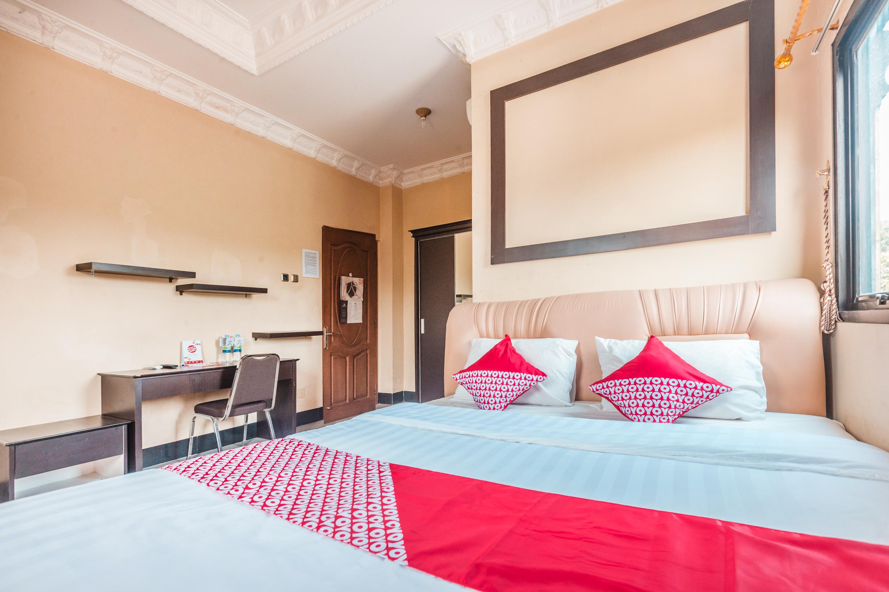 Super Oyo 1640 Fallinda Hotel Bogor Buitenkant foto