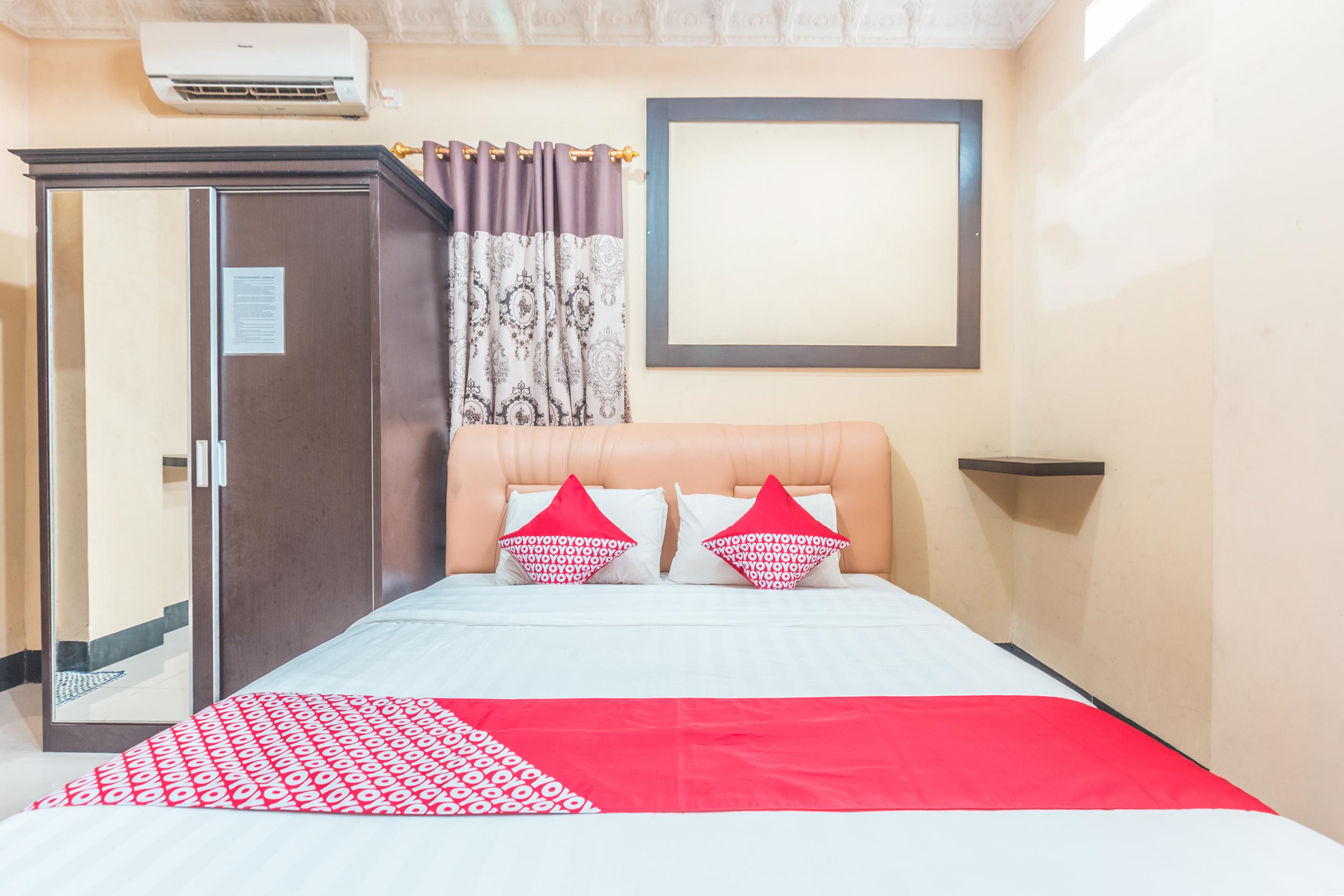 Super Oyo 1640 Fallinda Hotel Bogor Buitenkant foto