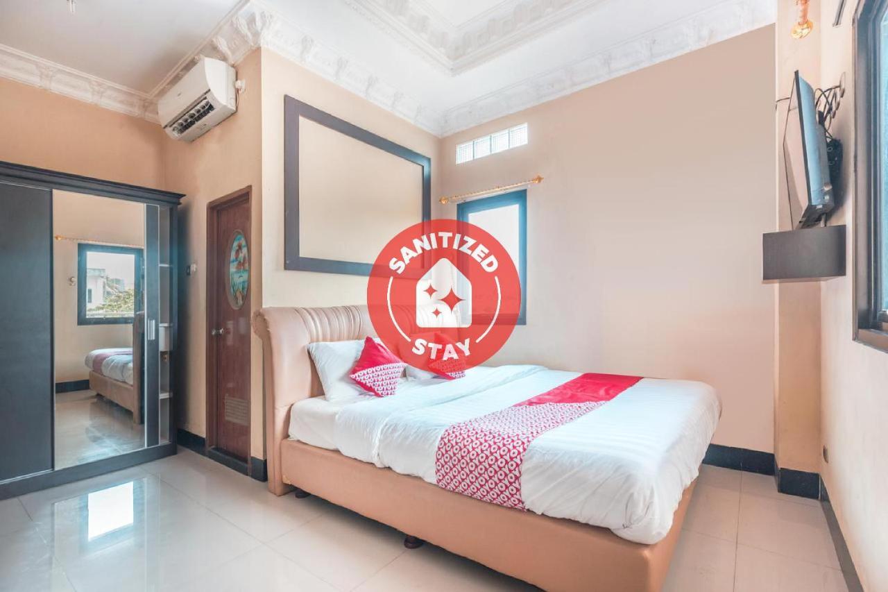 Super Oyo 1640 Fallinda Hotel Bogor Buitenkant foto